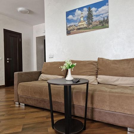 Apartment On Belvedere Ivano-Frankivsk Exterior foto