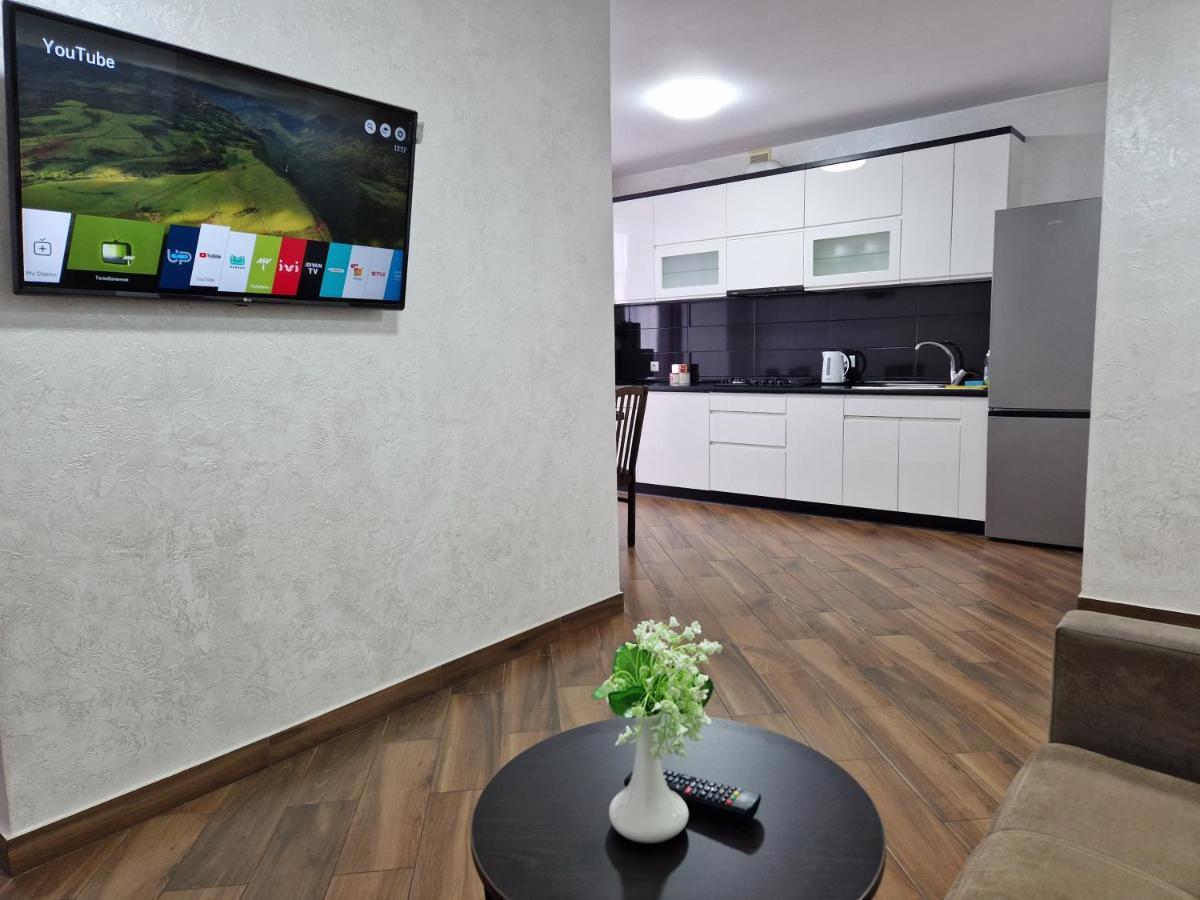 Apartment On Belvedere Ivano-Frankivsk Exterior foto