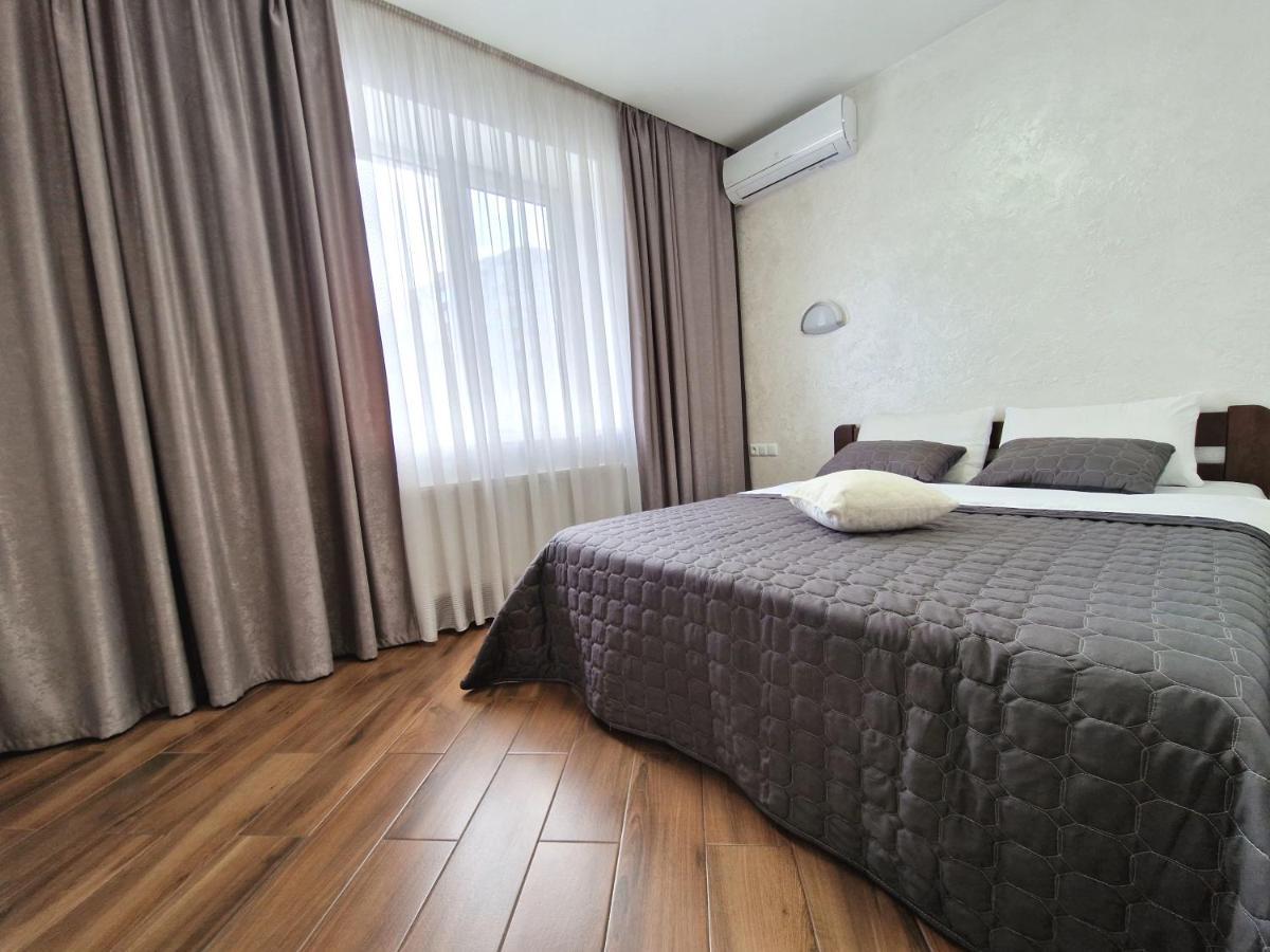 Apartment On Belvedere Ivano-Frankivsk Exterior foto