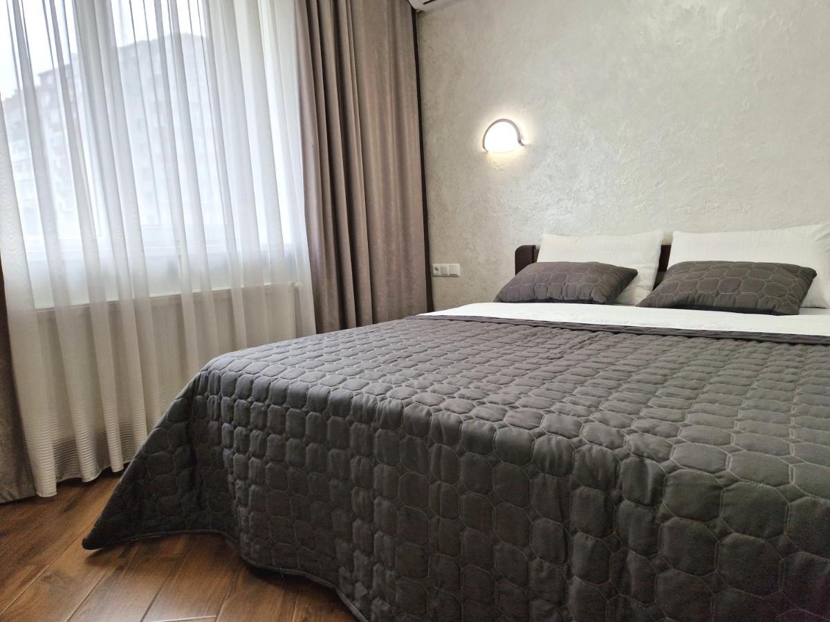 Apartment On Belvedere Ivano-Frankivsk Exterior foto