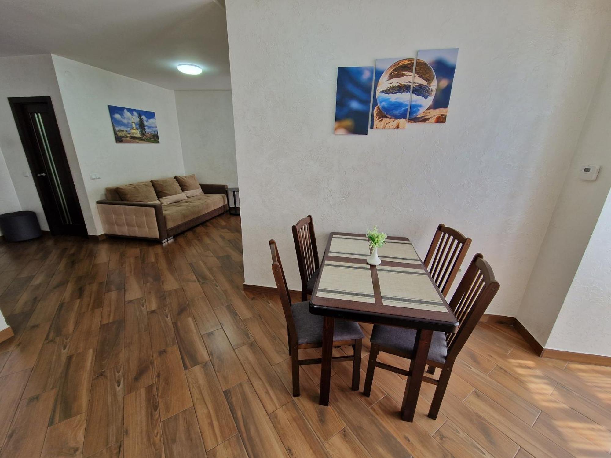 Apartment On Belvedere Ivano-Frankivsk Exterior foto