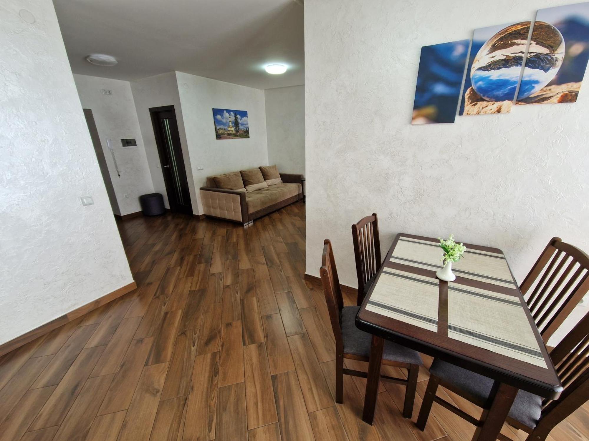 Apartment On Belvedere Ivano-Frankivsk Exterior foto